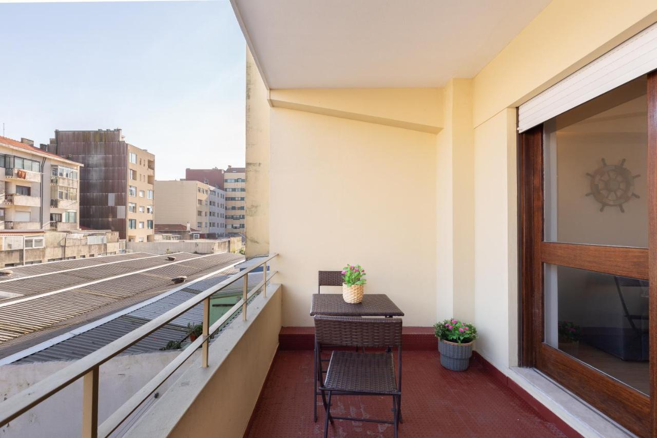 Host Wise - Trendy Bright Flats With Jacuzzi - 5 Min Beach Matosinhos  Dış mekan fotoğraf