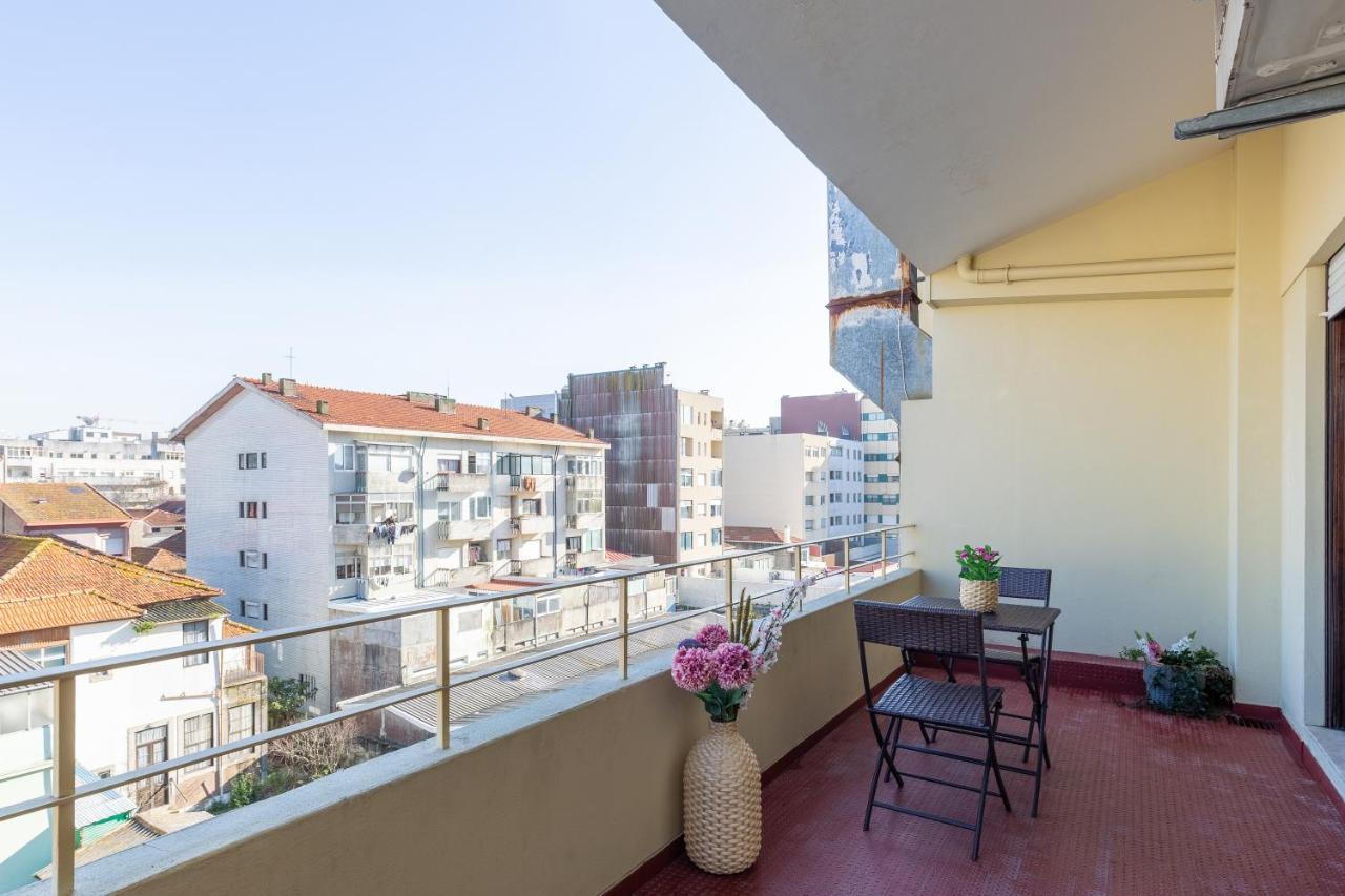 Host Wise - Trendy Bright Flats With Jacuzzi - 5 Min Beach Matosinhos  Dış mekan fotoğraf