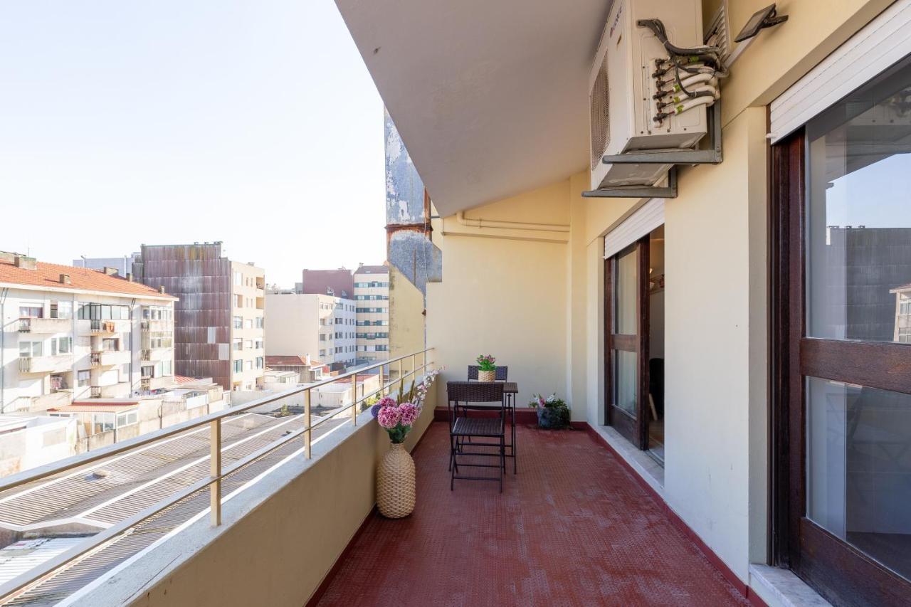 Host Wise - Trendy Bright Flats With Jacuzzi - 5 Min Beach Matosinhos  Dış mekan fotoğraf